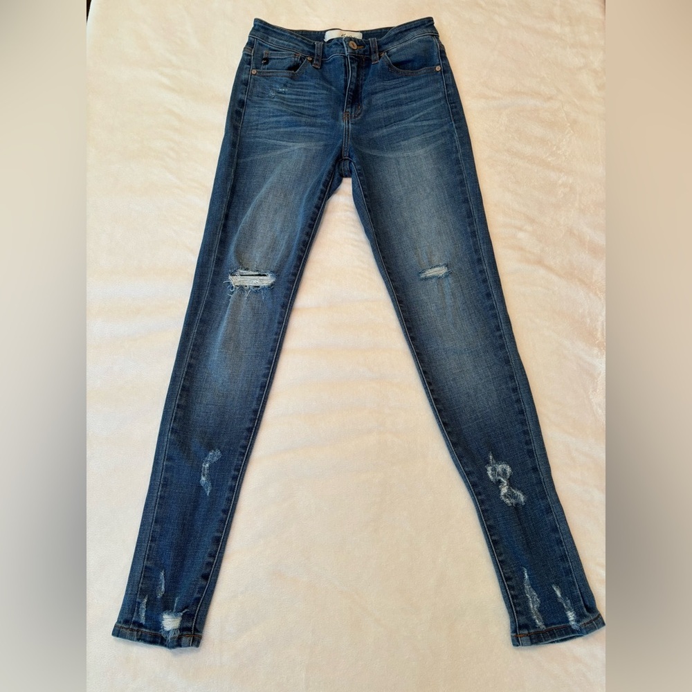 KanCan Mid-High Rise Distressed Skinny Jeans Size 25